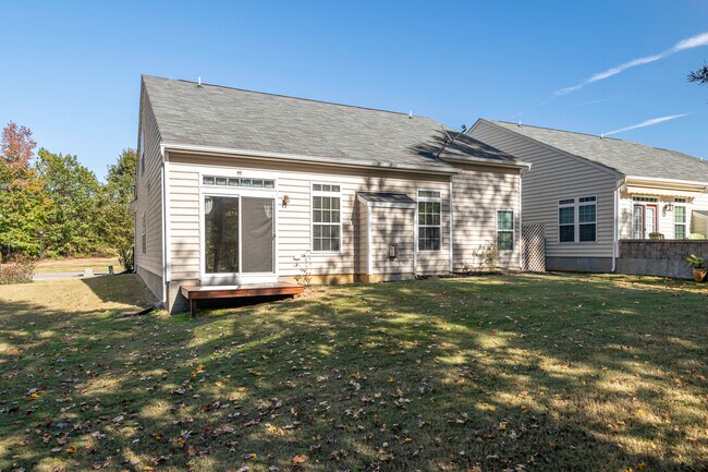 Building Photo - 10777 White Dogwood Dr