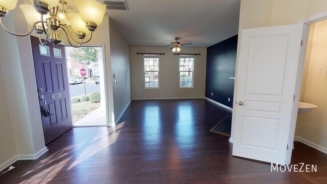 Building Photo - 804 Cupola Dr