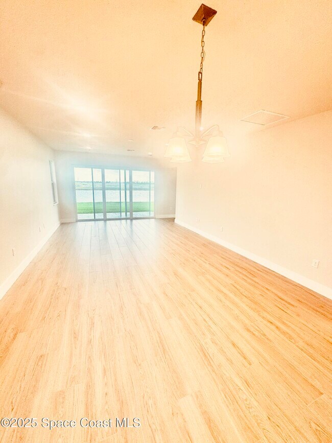 Building Photo - 8538 Rocard Ct
