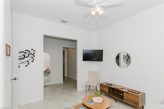 Building Photo - 5938 Berwick Ln