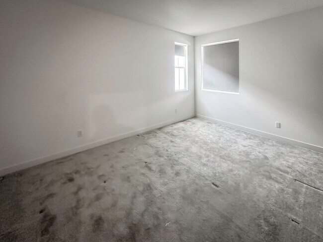 Building Photo - Beautiful Newer Construction,Townhome, 3 Bedroom / 2 Bathroom Home FOR RENT