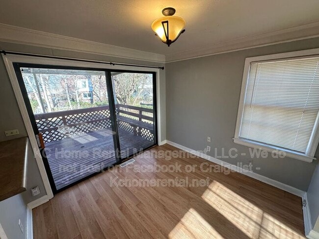 Building Photo - 4418 Sunrise Dr