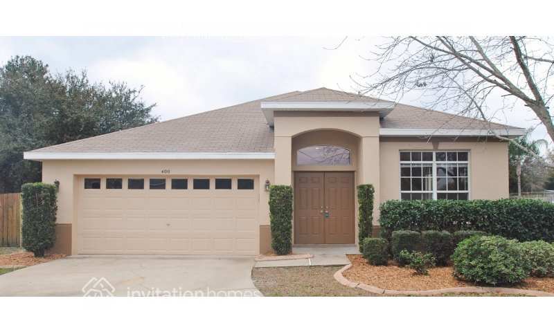 Primary Photo - 400 Oak Springs Ct