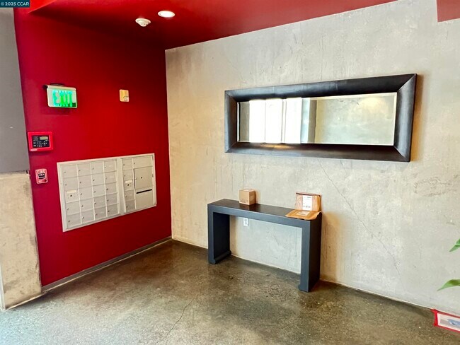 Building Photo - 6501 San Pablo Ave