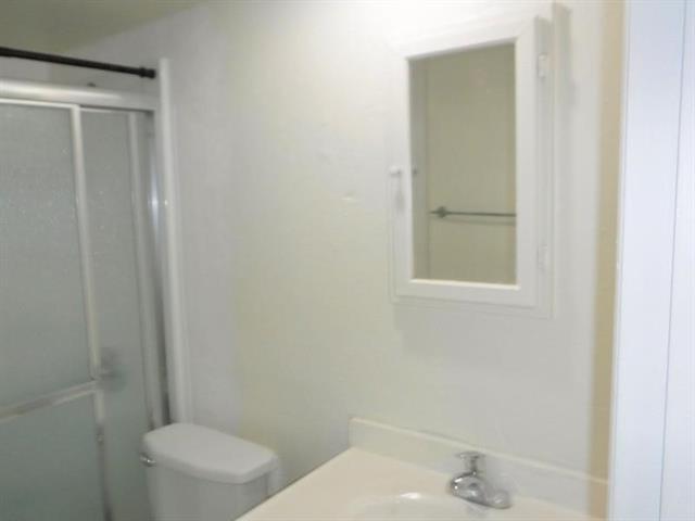 Building Photo - 218 Broadmoor Ave