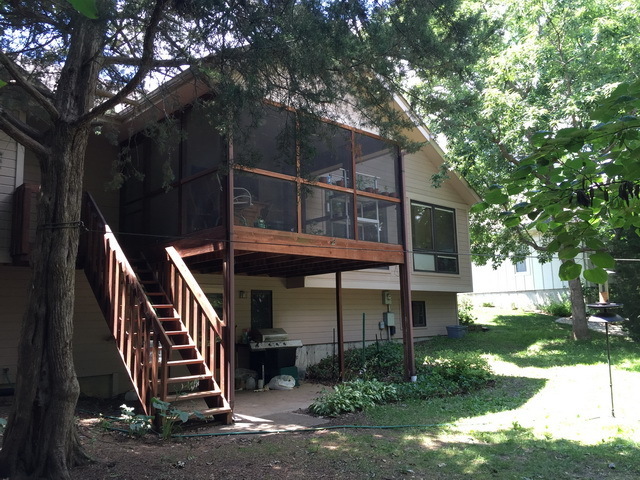 Building Photo - 4 Bedroom, 3 bathroom located on Westside ...