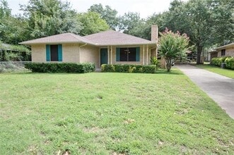 Building Photo - 104 Harbor Haven St