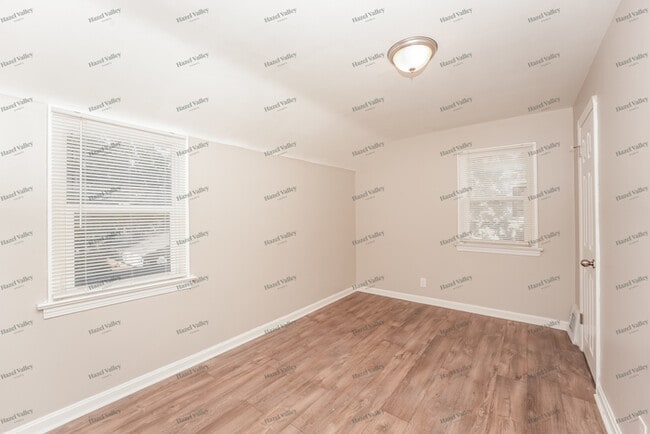 Building Photo - 12522 Crossburn Ave