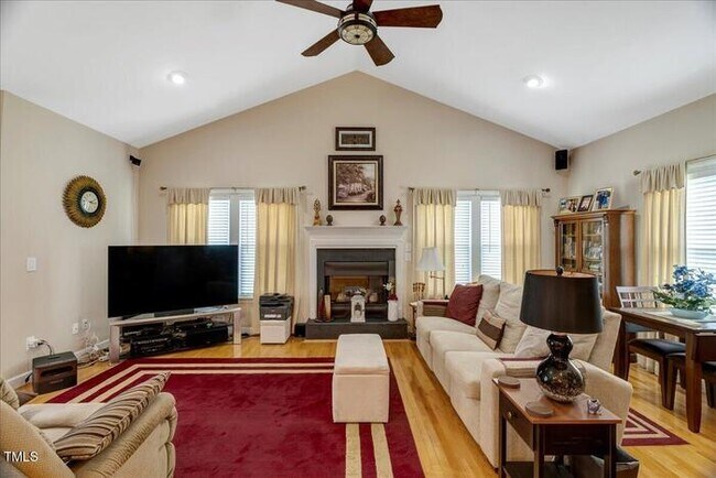 Building Photo - Build Equity While Leasing - Lease and Own...