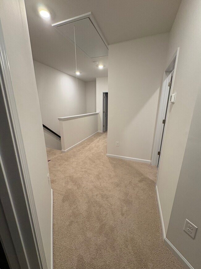 Building Photo - 766 Dorset Strm Dr