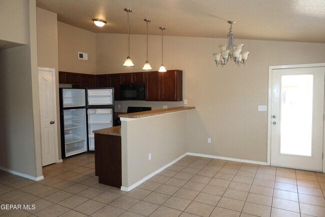 Building Photo - 14217 Otter Point Ct