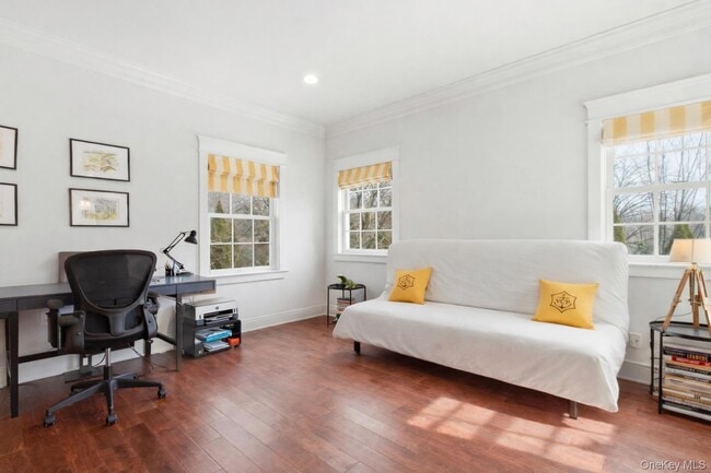 Building Photo - 74 Old Post Ln