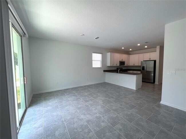 Building Photo - 7564 Stone Crk Trl