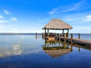 Building Photo - 202 Sanctuary Dr.