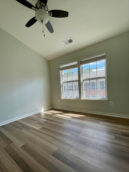 Building Photo - 7603 Cherrybark Oak Ln