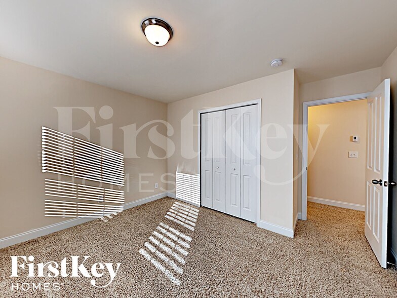 Building Photo - 12654 Windyedge Rd