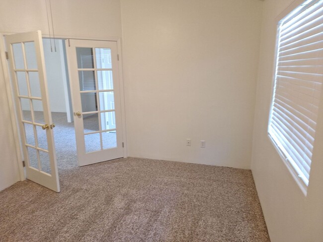 Building Photo - Move in Special! Nice 3 Bedroom Home with ...