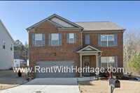 Building Photo - Custom DR Horton Home in Popular Overlook at Camp Creek/ Attention to Detail / Fantastic Location