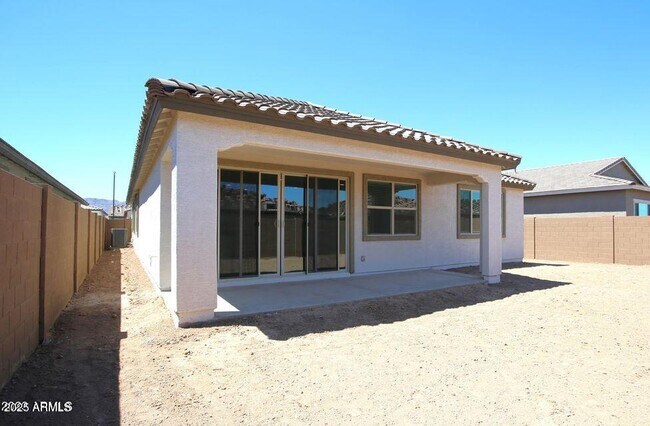 Building Photo - 2558 W Pecan Rd