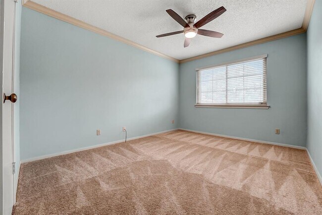 Building Photo - 8001 Manassas Dr