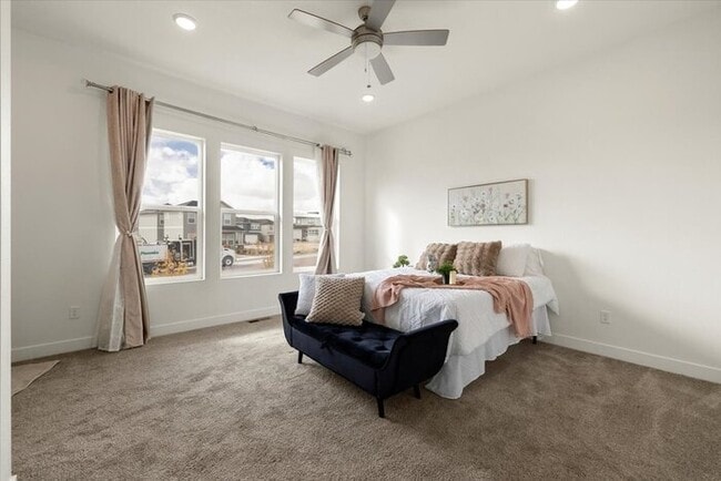 Building Photo - 6602 Enclave Vista Loop
