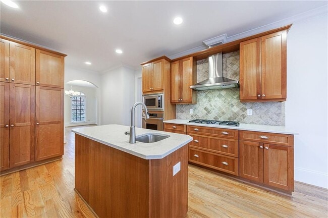 Building Photo - 125 River N Cir