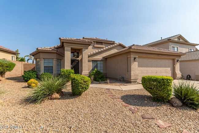 Building Photo - 6425 W Briles Rd