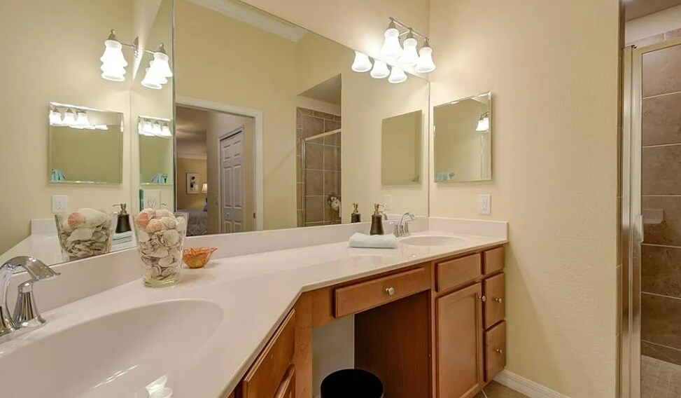 Building Photo - 13720 Julias Way