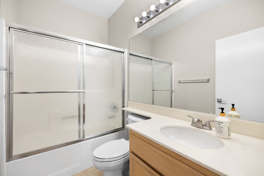 Building Photo - 40152 Valeriana Ct