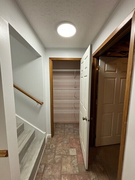Building Photo - 6318 Bannister Dr