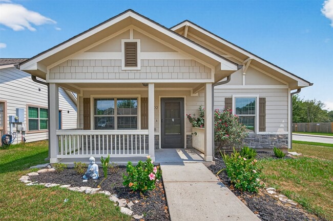 Building Photo - 1202 Cedar Creek Drive