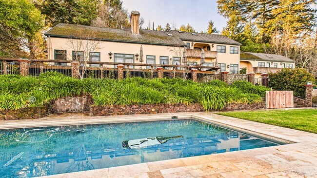 Building Photo - 3225 W Dry Creek Rd