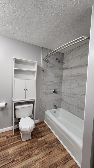 Shared Bathroom/Laundry Room - 720 Shadycrest Dr