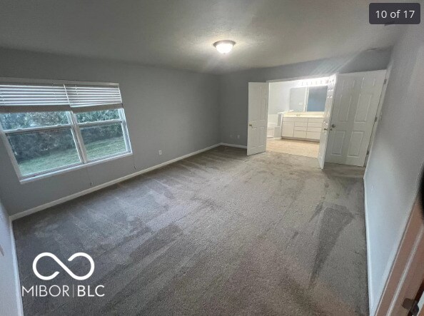 Building Photo - 9760 Highpoint Ridge Dr