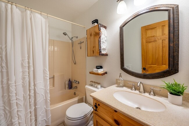 Building Photo - Charming 3 Bed Mountain Retreat | Wood Beams, Fireplace & Deck