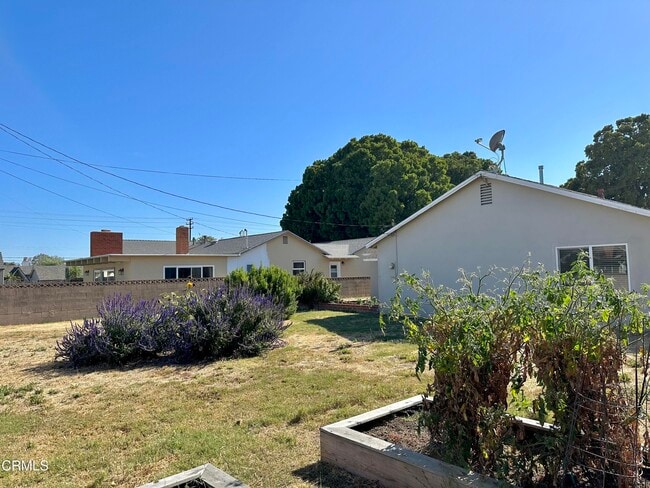 Building Photo - 36 La Verne Ave
