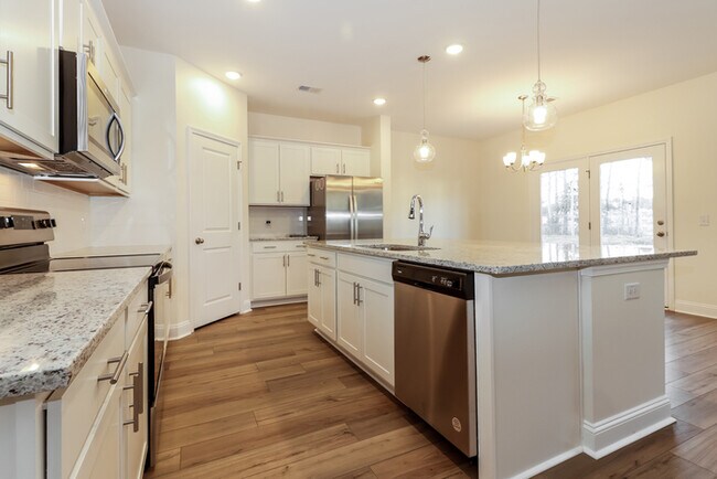 Building Photo - Modern 4 Bedroom in Hanahan