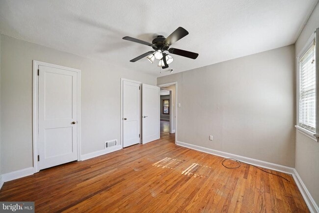 Building Photo - 214 Maryland Ave