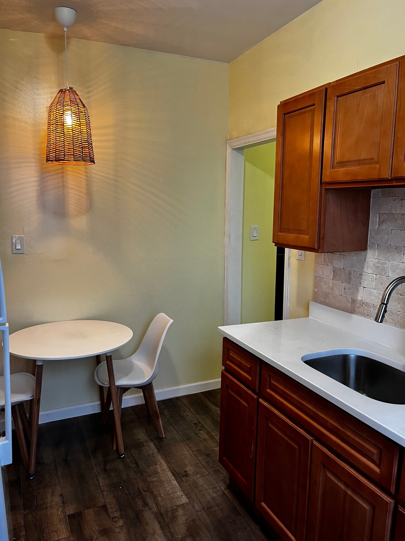 Kitchen - 649 Winthrop St