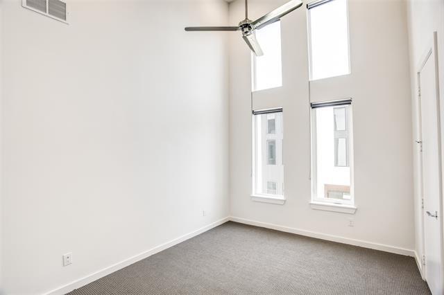 Building Photo - 2180 Bennett Ave