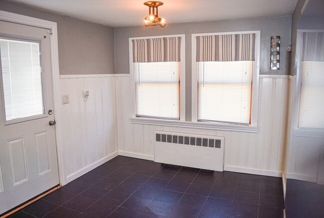 Building Photo - 77 Maryknoll St