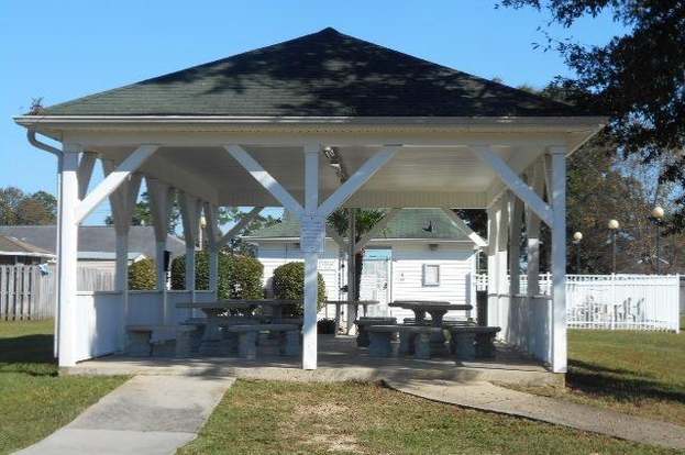 Building Photo - 2232 Trailwood Dr