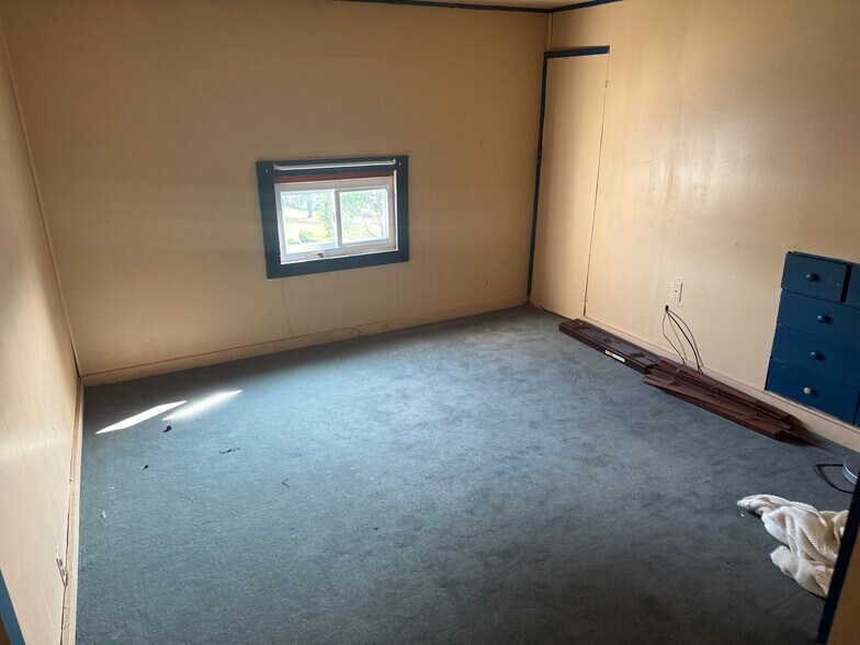 3rd floor bonus room possible 3rd bedroom - 514 Bellview St
