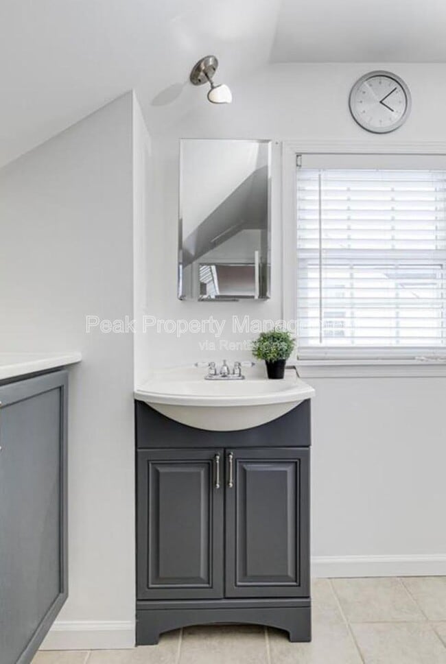 Building Photo - 4504 Hanover Ave