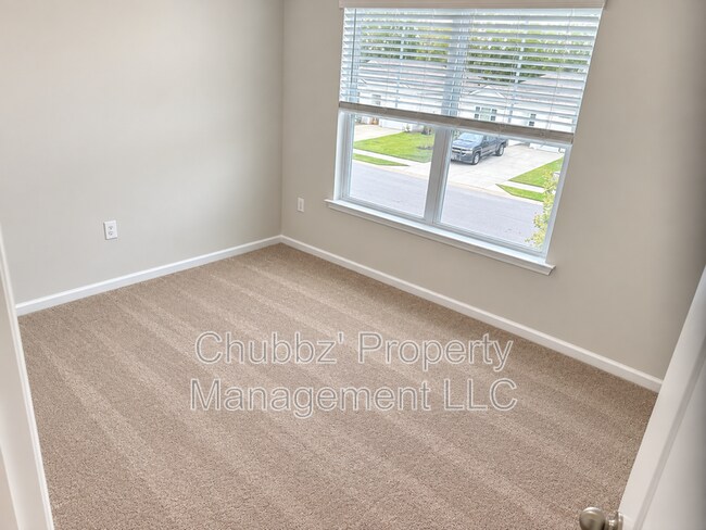 Building Photo - 2126 Sanctum St