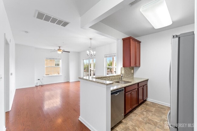 Building Photo - 427 Micali Way