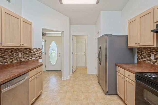 Building Photo - 9750 Parker Lake Cir