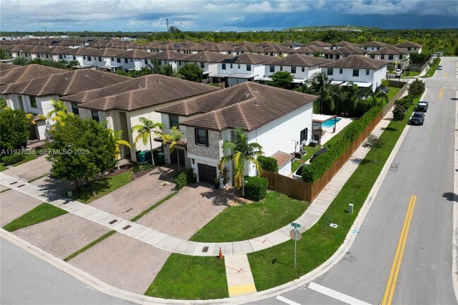 Building Photo - 25185 SW 108th Ave