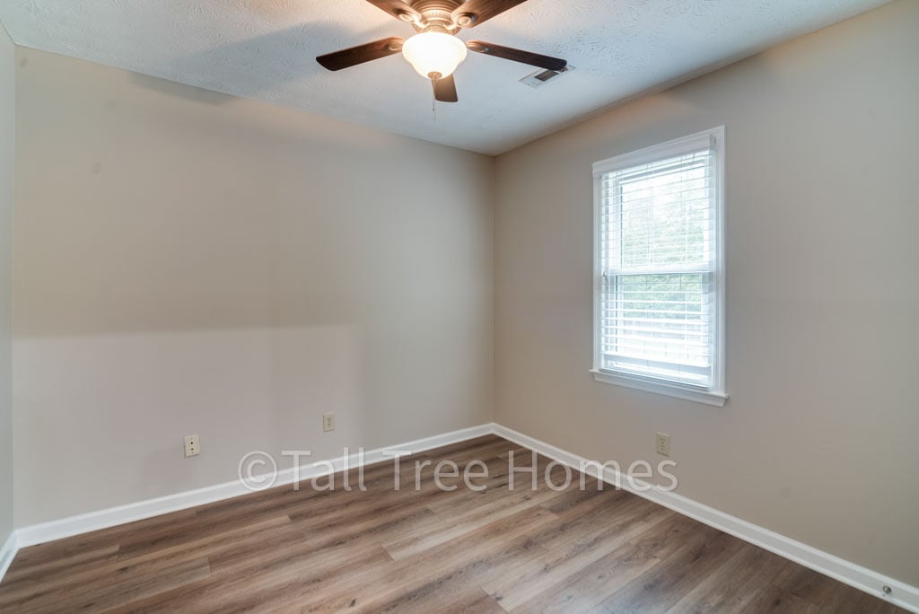 Building Photo - 410 Murry Park