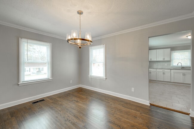 Building Photo - 1503 Ely Rd
